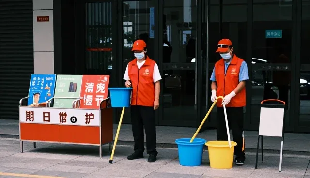 外墙清洗作业中的性能表现与适用环境分析